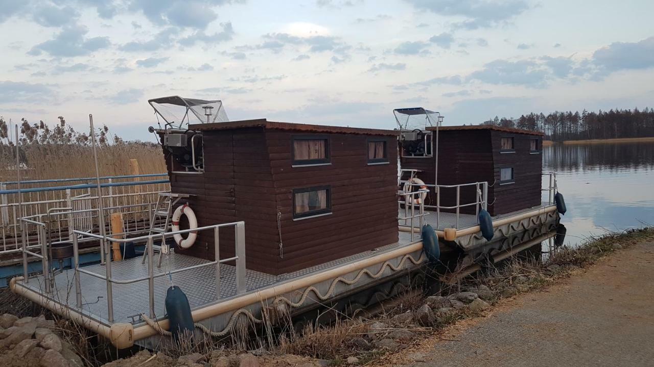 Hausboot Krakow Am See Forelle 1 Und 2 Buitenkant foto